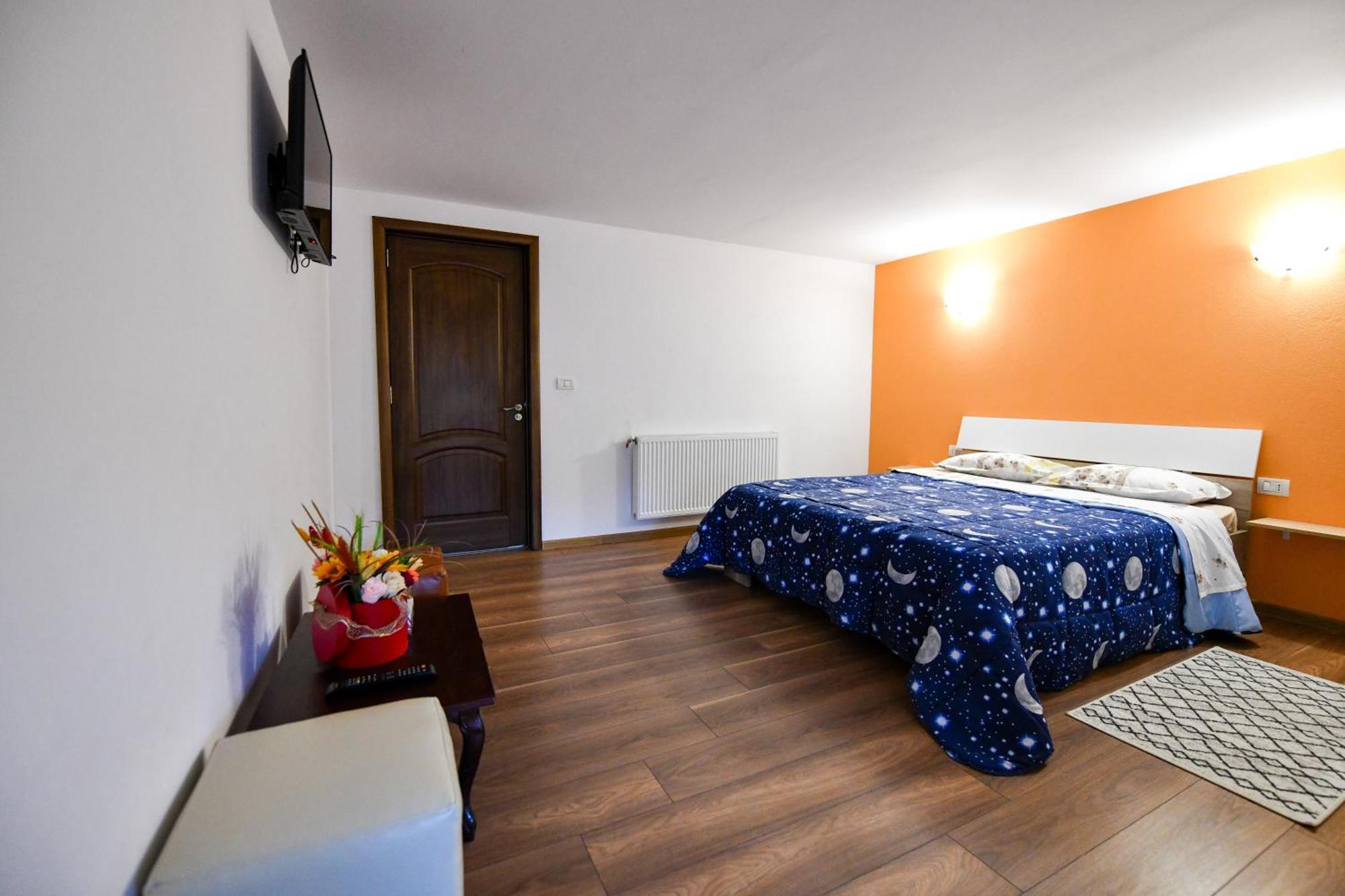 Villa Castellino Tîrgu Ocna Zewnętrze zdjęcie