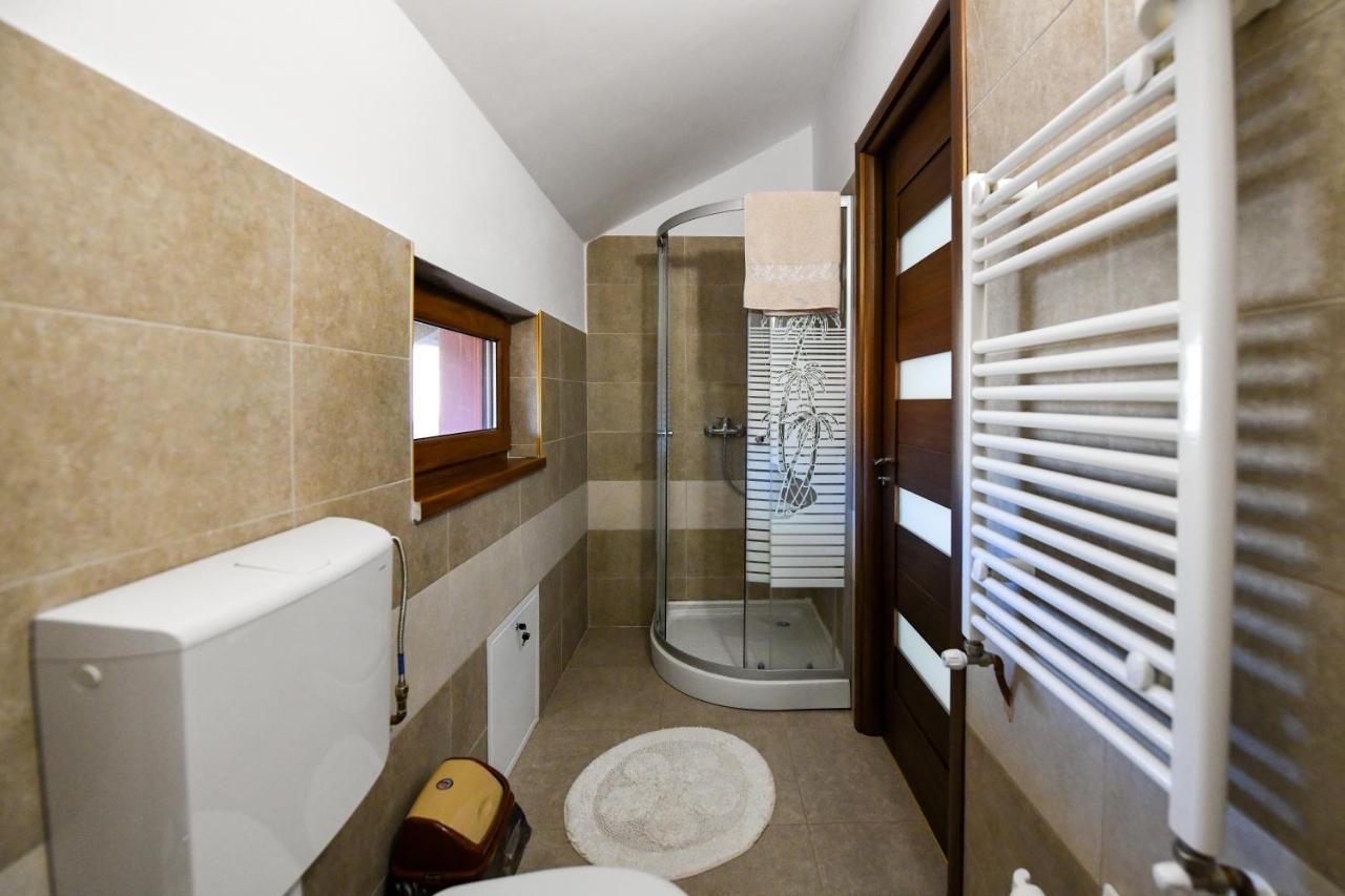 Villa Castellino Tîrgu Ocna Zewnętrze zdjęcie